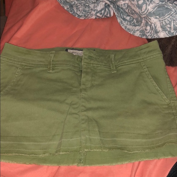green abercrombie skirt - Picture 1 of 3